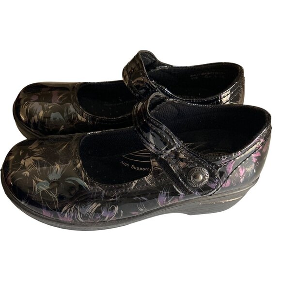 Easy Works By Easy Street Black Floral Mary Jane Shoes 9.5 M Slip-Resistant - Picture 2 of 9